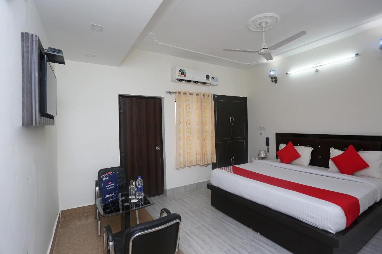 Oyo 18301 Hotel A-One Alwar Exteriör bild