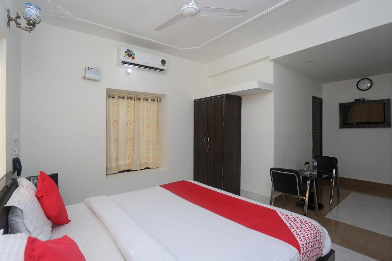 Oyo 18301 Hotel A-One Alwar Exteriör bild