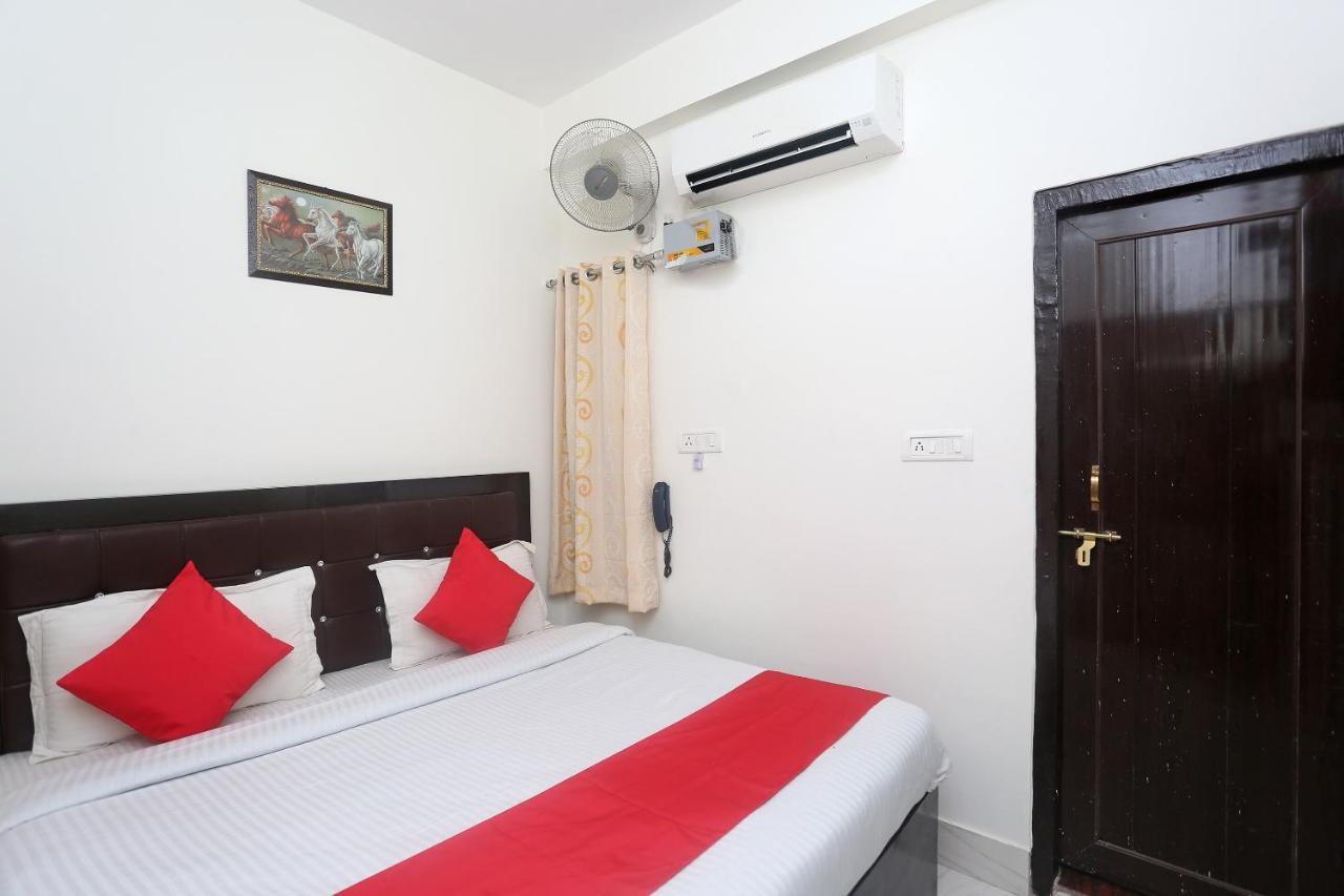 Oyo 18301 Hotel A-One Alwar Exteriör bild